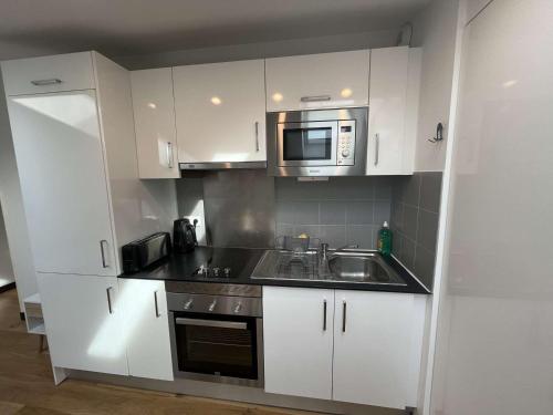 Appartement Rochefort 2 pièces 4 personnes - FR-1-246B-14 - main image