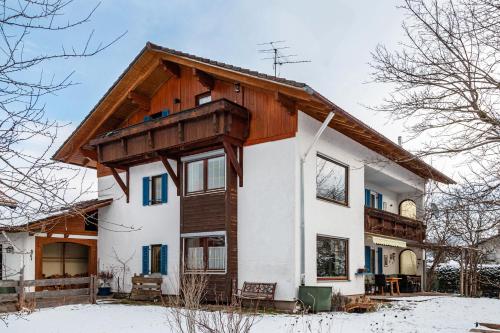 Superior One-Bedroom Apartment with Balcony