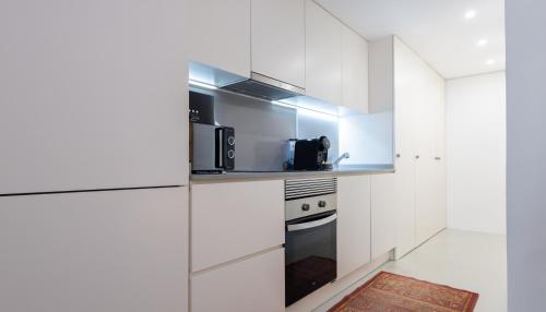 One-Bedroom Apartment image 10