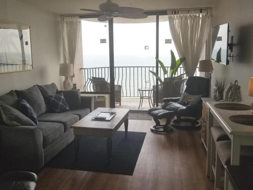 Ocean Front Bliss Newly Renovated 5 Star