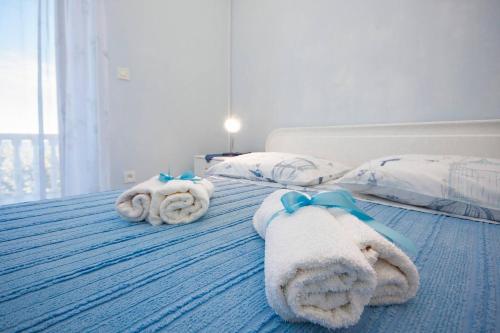 King Room image 3