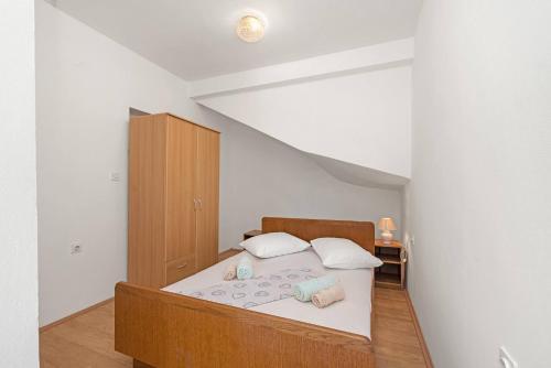 1 double bed
