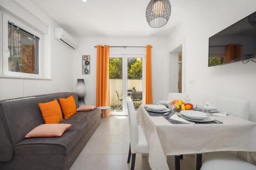 One Bedroom Apartment with Terrace room in Apartments Bluemare