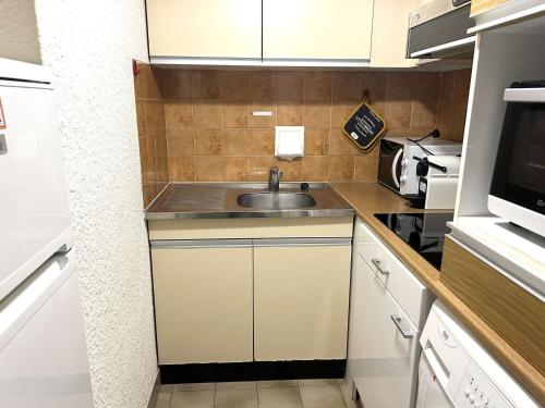 Appartement T3 avec terrasse et garage proche mer – Saint-Raphael - FR-1-226A-146 in Boulouris