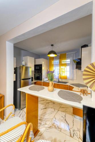 Appartement moderne avec piscine à Pointe-Noire - main image