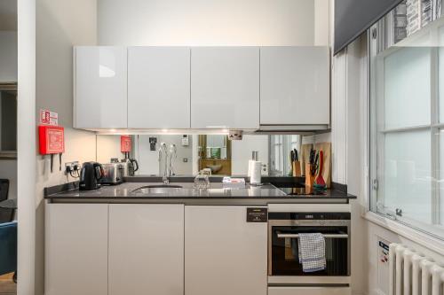 Destiny Scotland - St Andrew Square Apartments - image 5