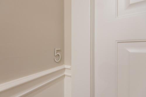 Dante Boutique Rooms - image 2