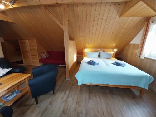 Ferienwohnung - Landhotel Waldschlößchen (Ferienwohnung - Landhotel Waldschloßchen) in Sohland