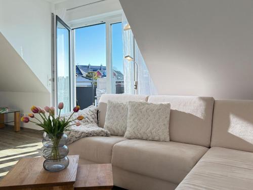 One-Bedroom Apartment with Balcony