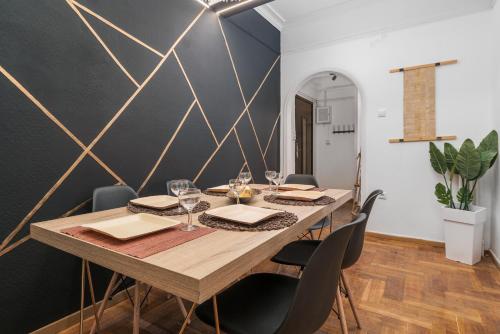 4BED apartment in the center of Athens, Atenas (foto 8)