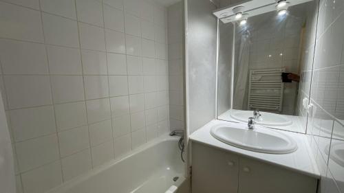 Ванна кімната, Gîte du bosquet (Gite du bosquet) in Egletons