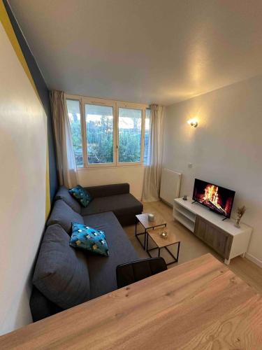 Studio neuf tout équipé - Calme - Proche centre ville - Parking gratuit (Studio neuf tout equipe - Calme - Proche centre ville - Parking gratuit) in 希利馬紮蘭