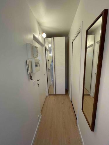 Studio neuf tout équipé - Calme - Proche centre ville - Parking gratuit (Studio neuf tout equipe - Calme - Proche centre ville - Parking gratuit) in 希利馬紮蘭