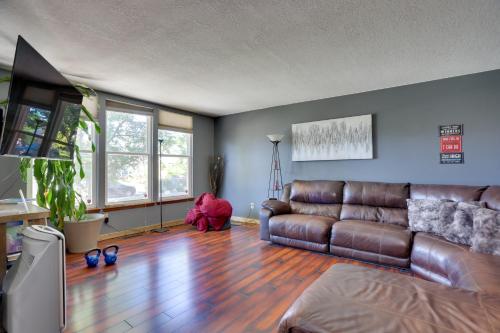 Littleton Family Home about 12 Mi to Dtwn Denver! in Littleton, USA