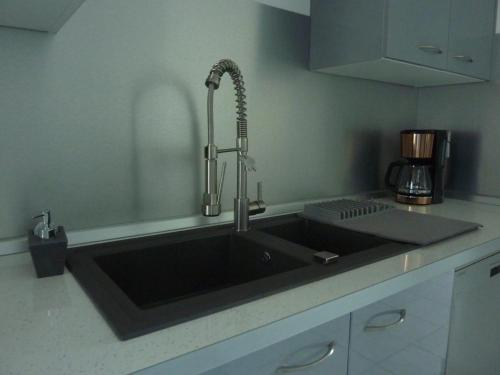 Cocina, Appartement familial avec jardin au Robert in Le Robert