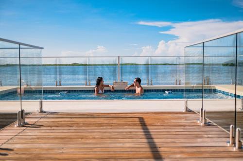 Hot tub, Sunset Caribe Belize in San Pedro