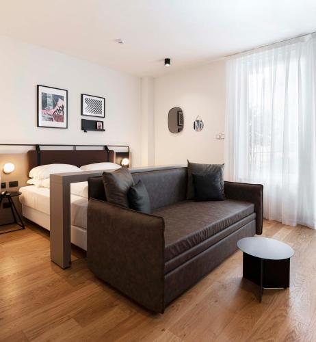 I Portici Hotel Bologna - image 9