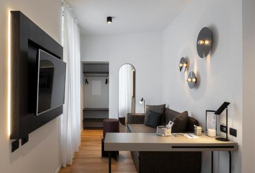 I Portici Hotel Bologna - image 6