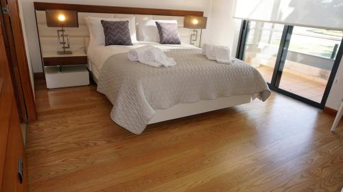 Luxury 3 Bedroom, 3 ensuits, Private pool, Vale do Lobo in Almancil