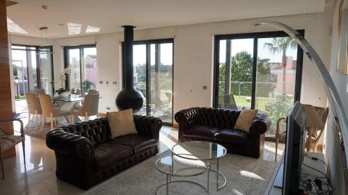 Luxury 3 Bedroom, 3 ensuits, Private pool, Vale do Lobo in Almancil