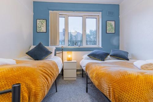 White House Apartment, near Broadway Plaza, 2 bedroom sleeps 5, Free wifi, Netflix, Бирмингем (фото 9)