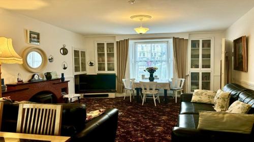 Clifden White Heather House – Clifden