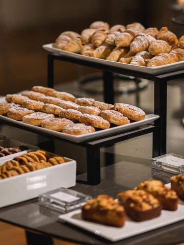 I Portici Hotel Bologna - image 7