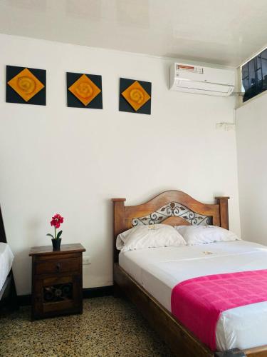 1 double bed, 1 twin bed
