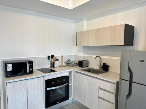 One-Bedroom Apartment image 10