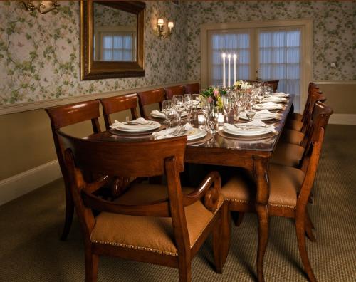 Bankett-terem, Mountain View Grand Resort & Spa in Whitefield