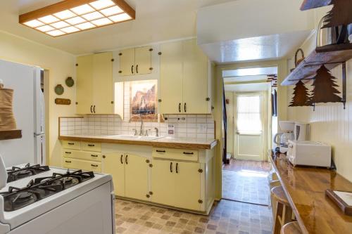 Chatterton's Cottage in Wawona (CA)