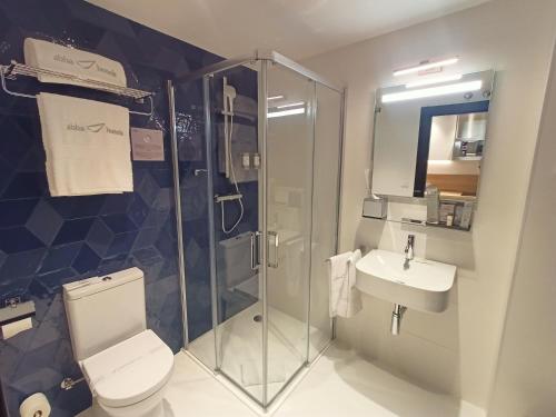 Superior Apartment image 9