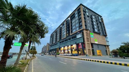 ทัศนียภาพภายนอกโรงแรม, Spacious 2-BHK SkyPark One in โปลิสฟาวเดชั่น