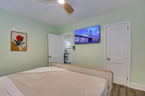 Stylish APT 1mile To Masters 2mi Medical Center detail