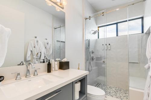 Mtn Views and Private Hot Tub Luxe Tetonia Retreat Mtn Views and Private Hot Tub Luxe Tetonia Retreat