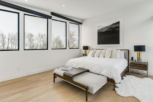 Mtn Views and Private Hot Tub Luxe Tetonia Retreat Mtn Views and Private Hot Tub Luxe Tetonia Retreat