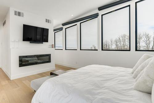 Mtn Views and Private Hot Tub Luxe Tetonia Retreat Mtn Views and Private Hot Tub Luxe Tetonia Retreat