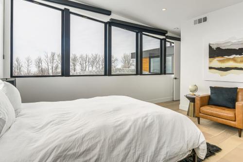 Mtn Views and Private Hot Tub Luxe Tetonia Retreat Mtn Views and Private Hot Tub Luxe Tetonia Retreat