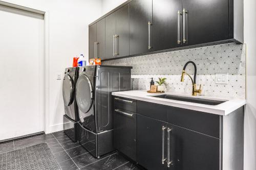 Mtn Views and Private Hot Tub Luxe Tetonia Retreat Mtn Views and Private Hot Tub Luxe Tetonia Retreat