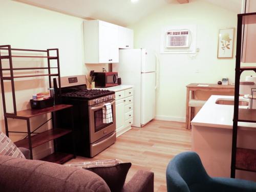 Serene Studio Retreat with Yard Serene Studio Retreat with Yard