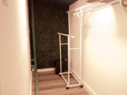 Serene Studio Retreat with Yard Serene Studio Retreat with Yard