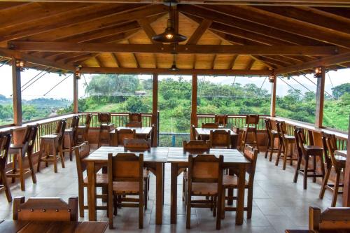 Restaurant, Ecohotel Guaduales Nature in Poblado