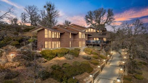 A California Country Experience - Tehachapi in Stallion Springs