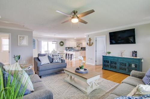 1 Mi to Beach Fenwick Island Home with Boat Ramp