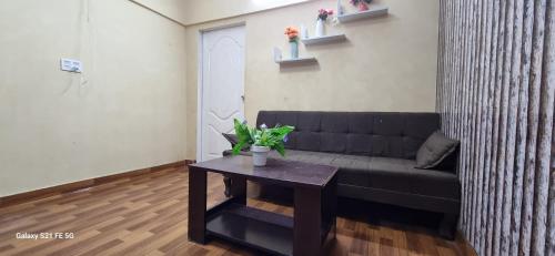 One Bedroom studio apartment with kitchen - image 3