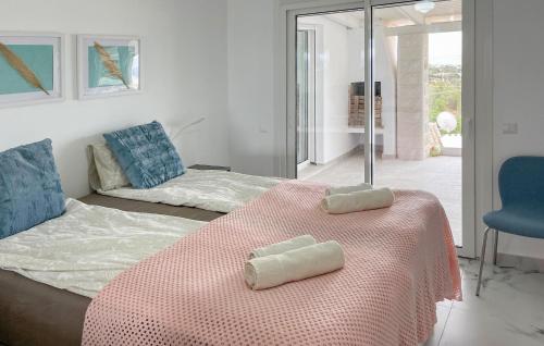 Beach Front Home In Las Lagunas De Mijas - image 2