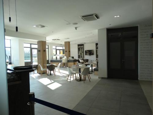 Restaurant, Mate Apartman 924 in Zalakaros