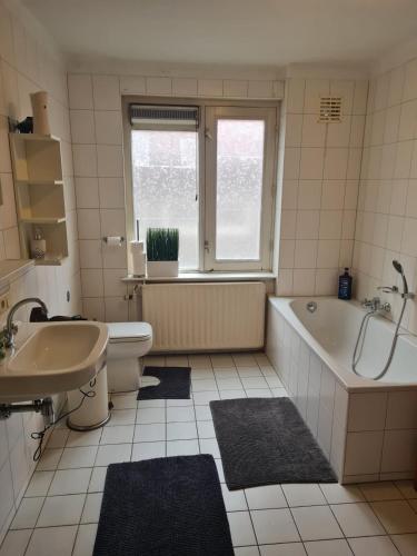 Three bedroom lovely apartment in 斯特比克