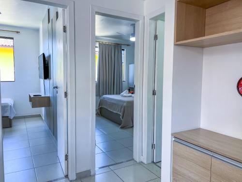 EM FRENTE à PRAIA, 2 quartos com vista mar, piscina, WiFi, estacionamento gratuito para 1 carro, até 6 pessoas