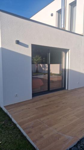 Viesnīcas āriene, Halte Provence - 2 chambres - Piscine - Salle de bain privée - Parking gratuit (Halte Provence - 2 chambres - Piscine - Salle de bain privee - Parking gratuit) in Gignac-la-Nerthe